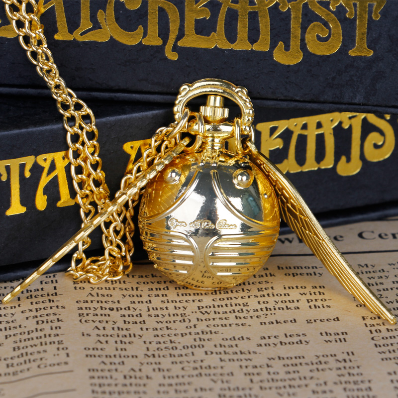 Innovative design】Vintage Snitch Shaped Quartz Pocket Watch