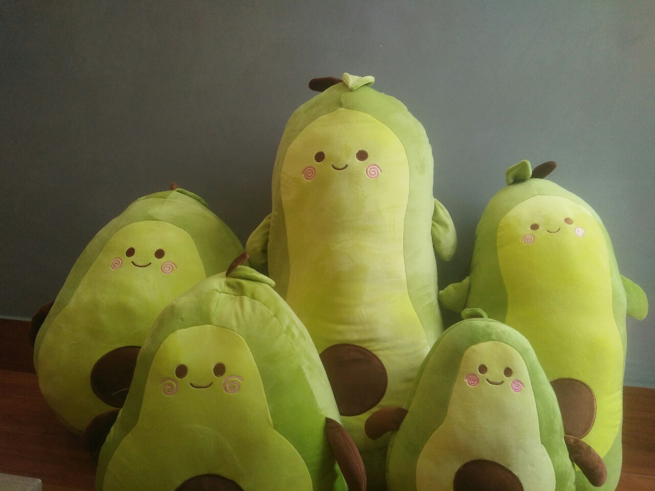 Gấu bông, gối ôm trái bơ