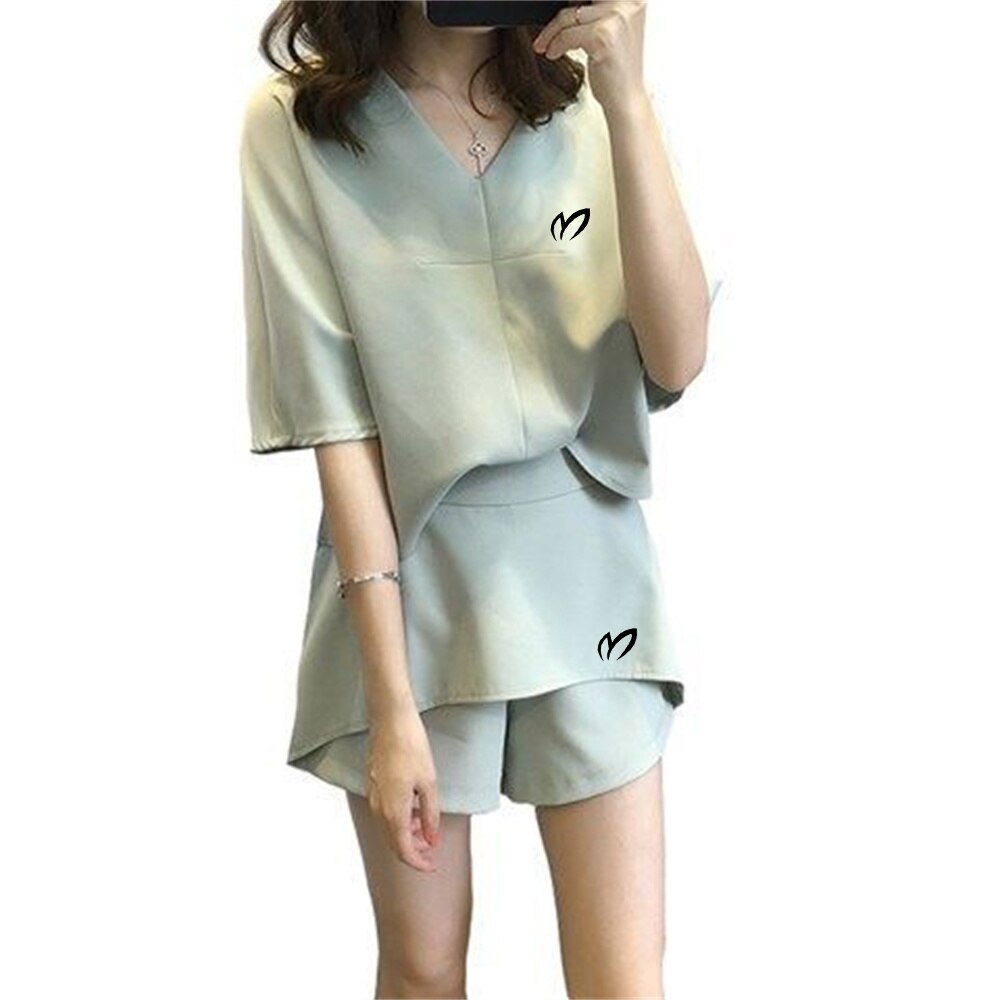 Women Golf Clothing Golf Suit 2023 Golf Shirt Golf Shorts Women's Golf Clothing New Item 2-Piece Set Fashion Golf Cloth