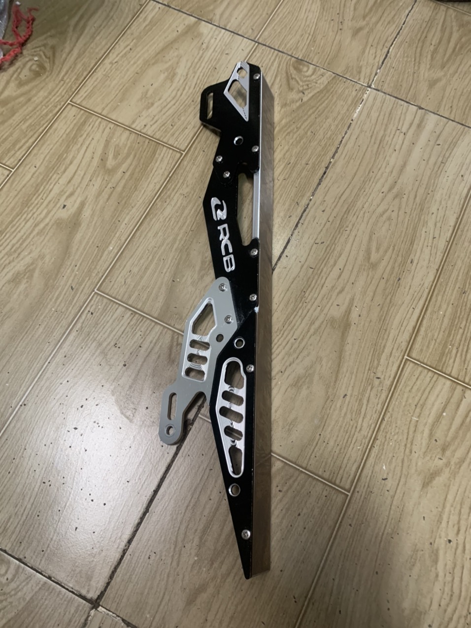 Che sên xe exciter 150 màu đen nhôm CNC