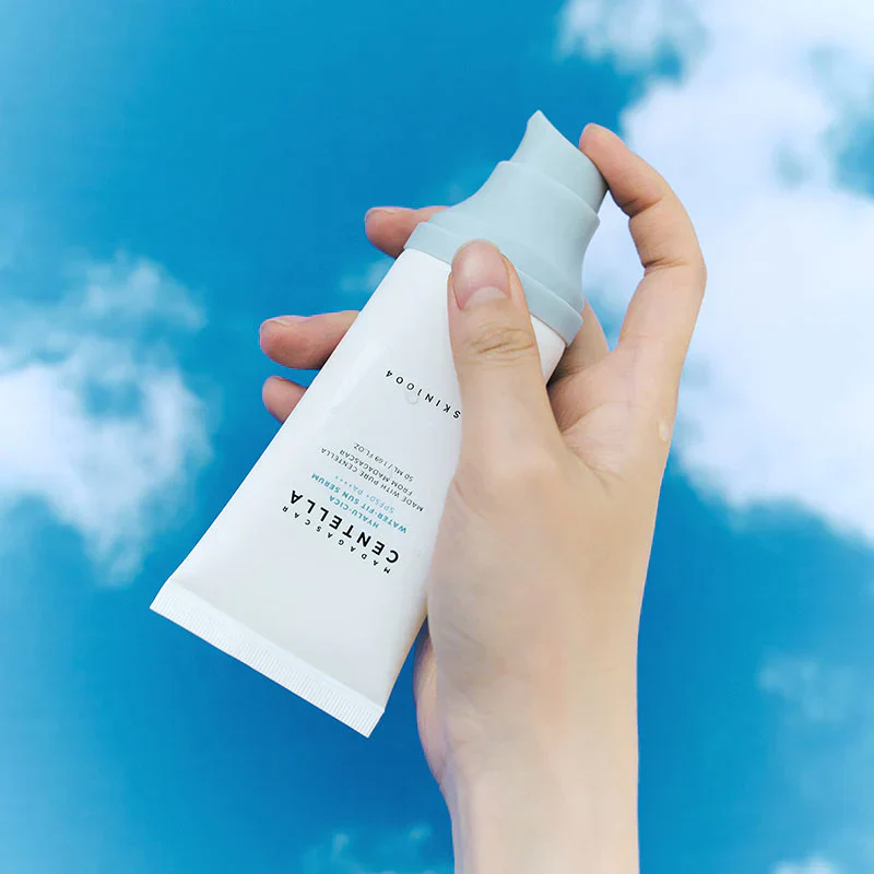 Centella%20Hyalu%20Cica%20Water%20Fit%20Sunscreen%2050ml%20-%20Image%204