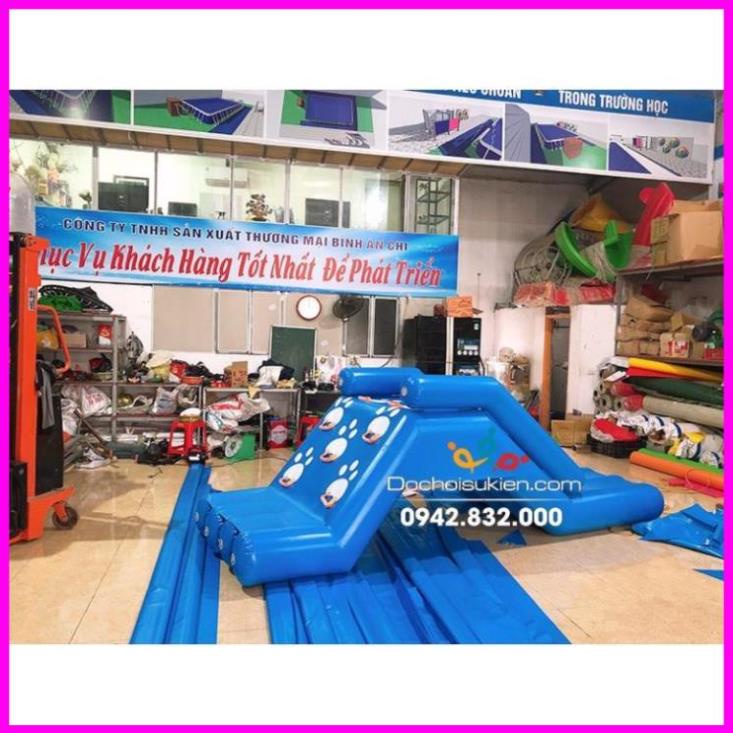 Cầu trượt bơm hơi cho bé