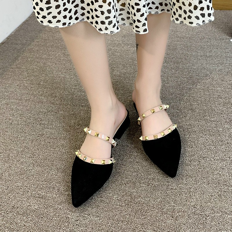 ( Xả hàng ngẫu nhiên) Giày sục xả lỗ đi siêu bền