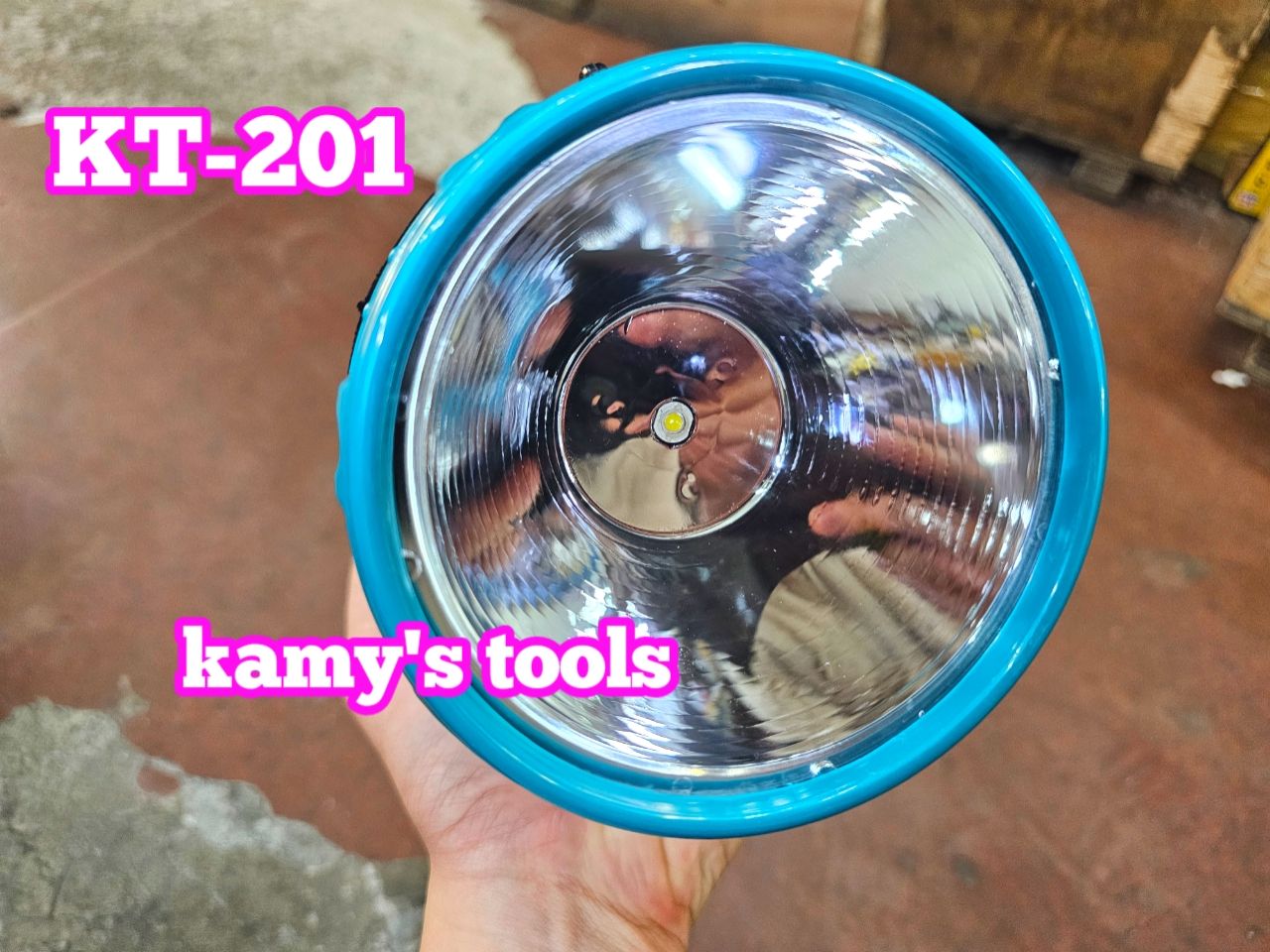Đèn pin sạc Kentom KT-201