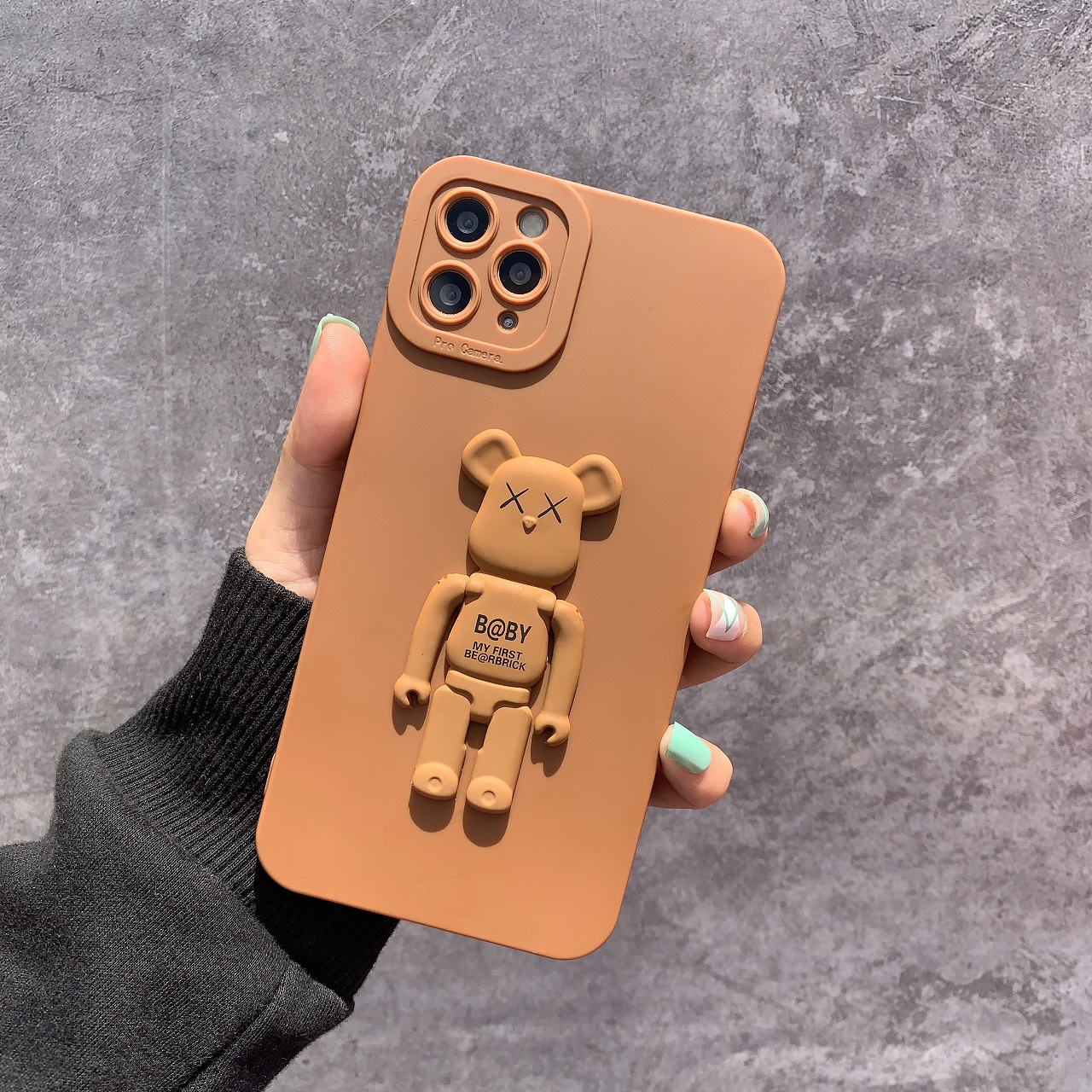 Ốp Lưng Basic Camera Nổi - Mẫu B@BY BE@RBRICK ( Kèm Giá Đỡ Hình Gấu )