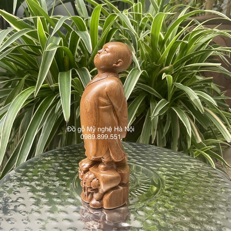[GIA RE] Tượng tuỳ duyên gỗ bách cao 30cm