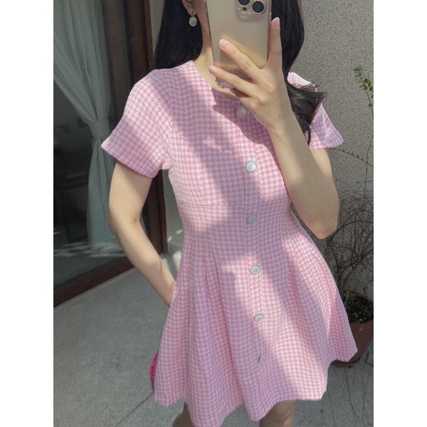 Đầm tweed phối nút