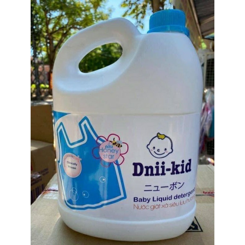 NƯỚC GIẶT XẢ Dnii - Kid  CAN 3,6L HANG CONG TY