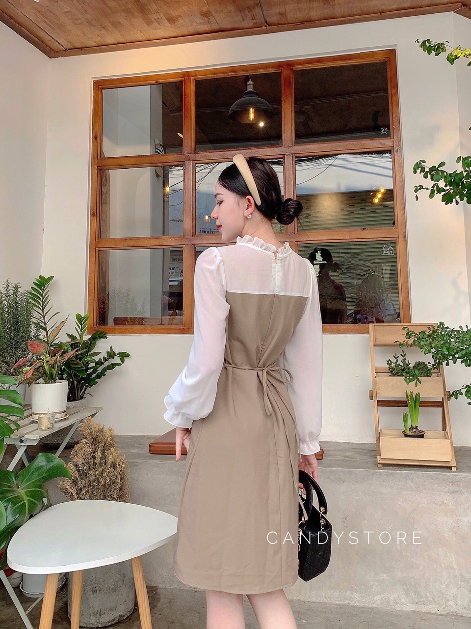 Hani Dress - đầm phối trắng tay dài