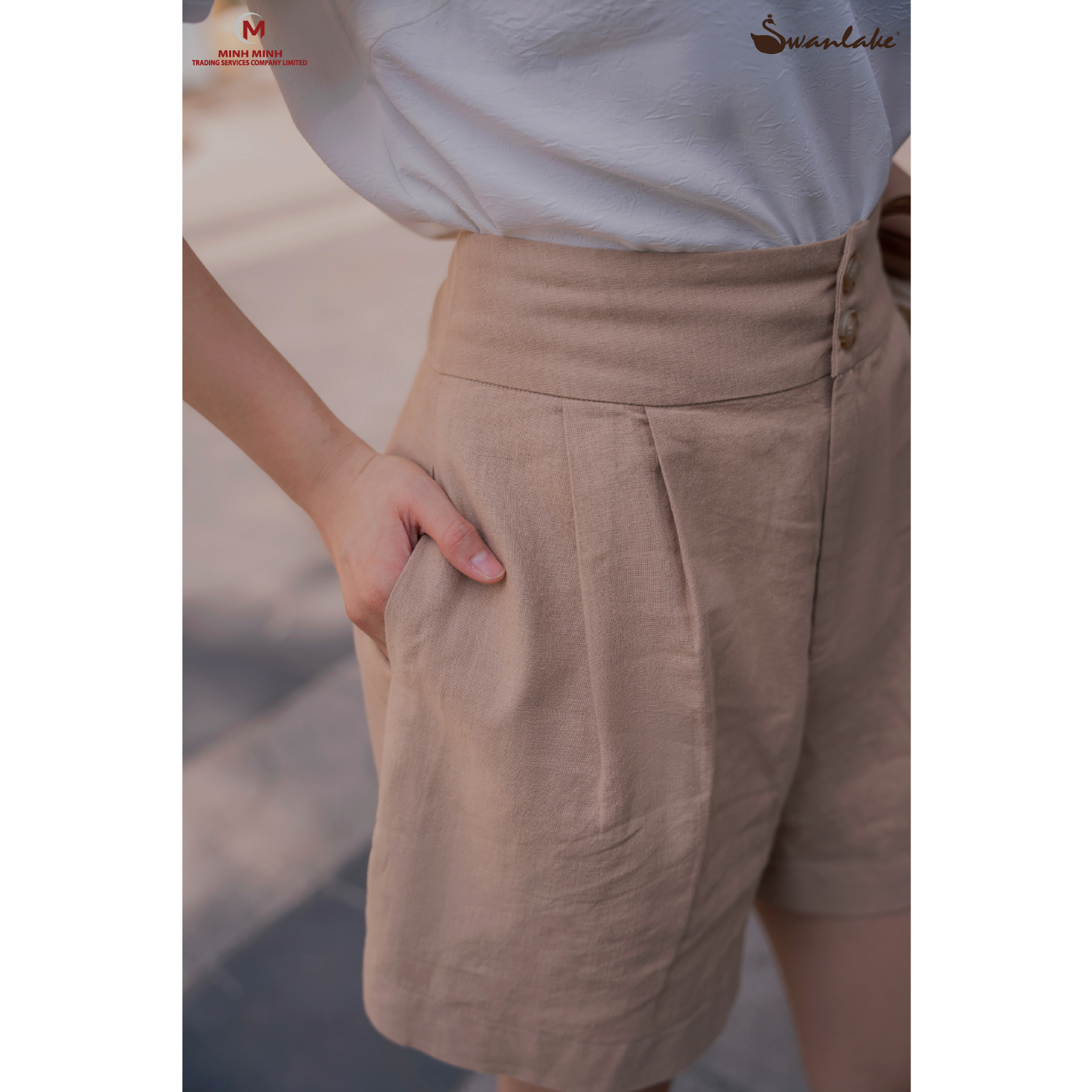 Quần short nữ mùa hè gài nút vải linen Swanlake - Mã Q09907LW01 thumbnail