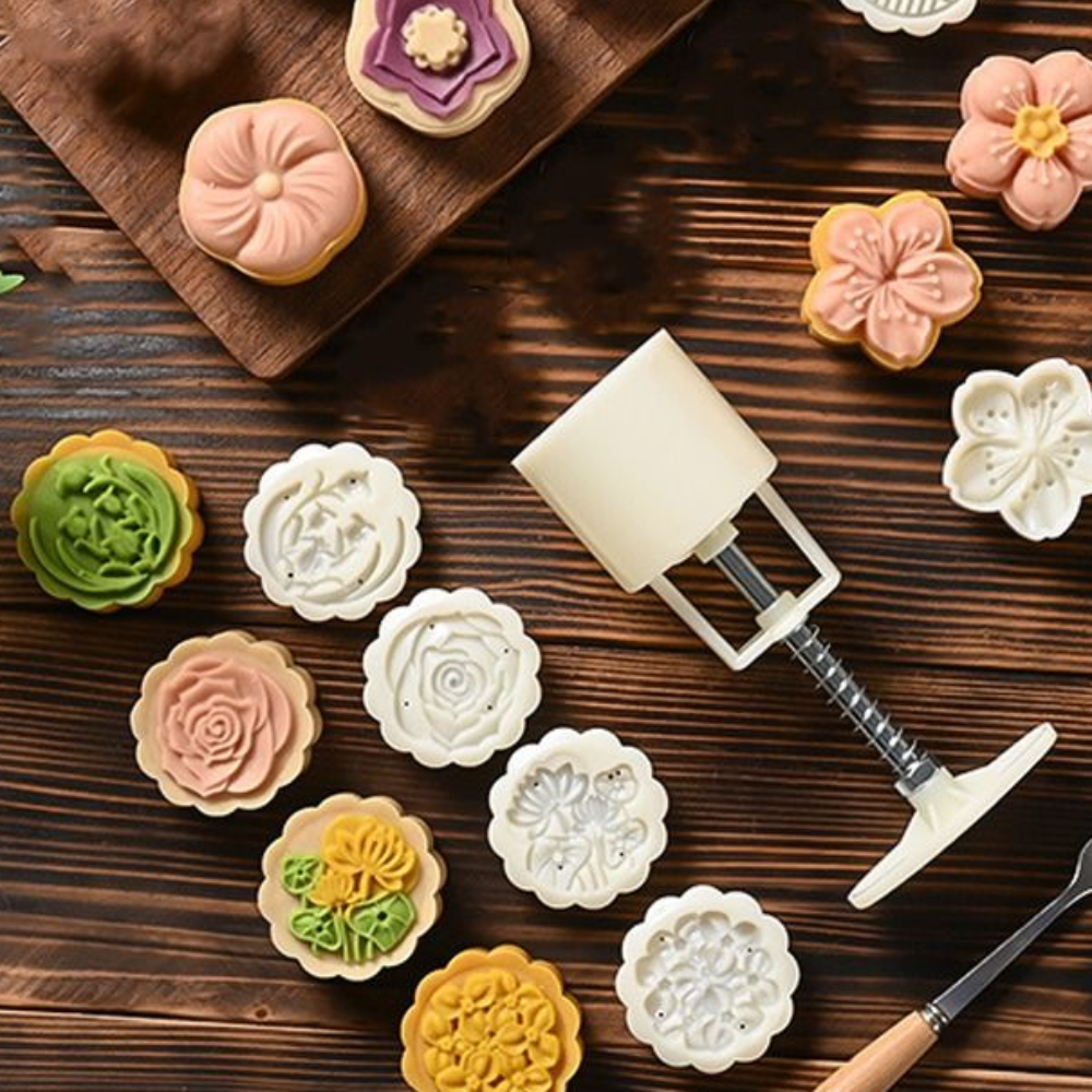 Cookie Tools 50g Mooncake Mold Plastic 3D Pattern Pastries Dessert Mold Mini Non-stick Hand Pressed Mould Chocolate Dessert.