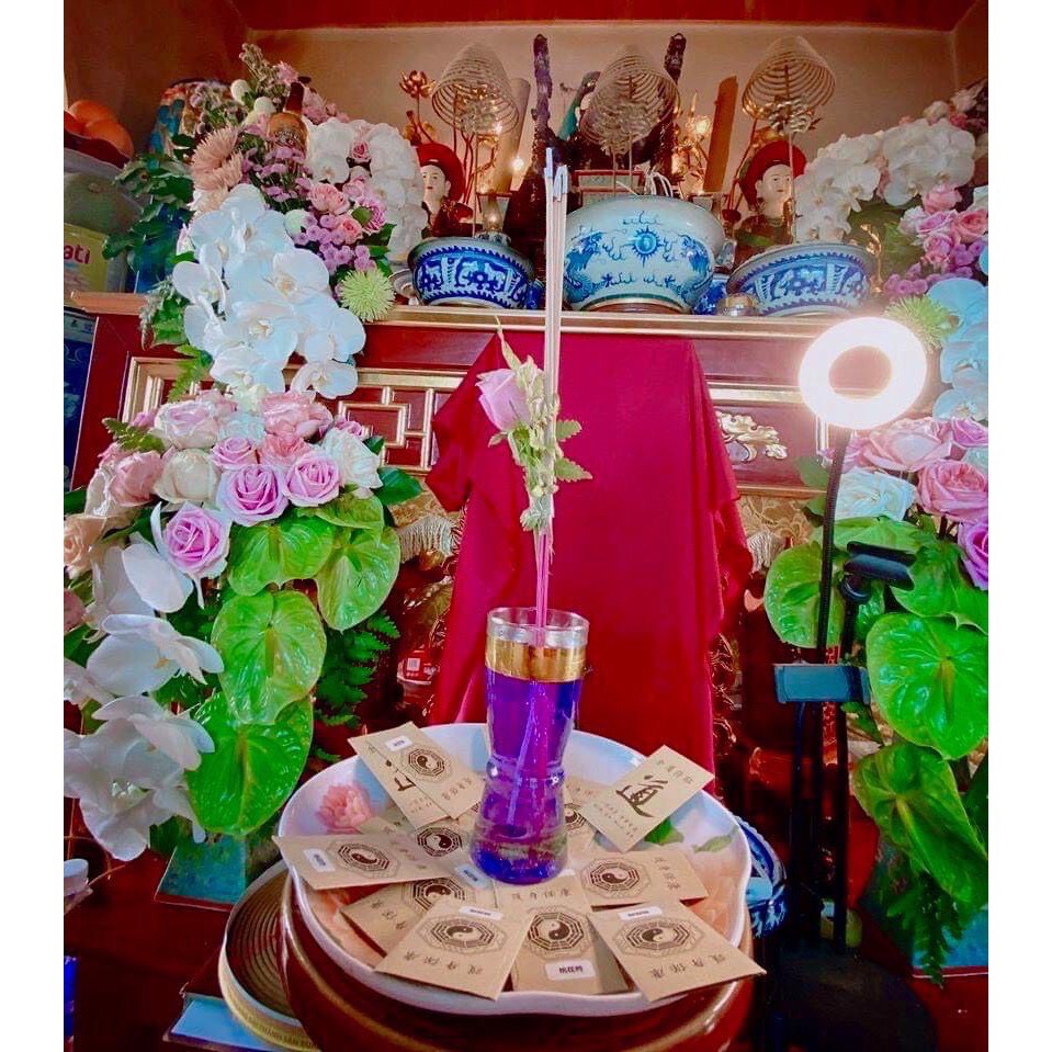 [HCM]Combo 4 linh phu như hình ( cầu tự ,tiền vào như nước ,phu thê ,chuyển vận) dán điện thoại
