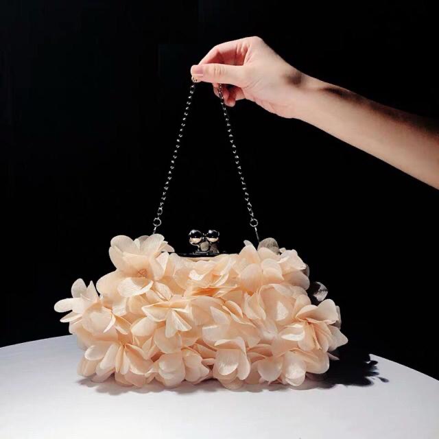 Ví dự tiệc Clutch hoa A10 có sẵn