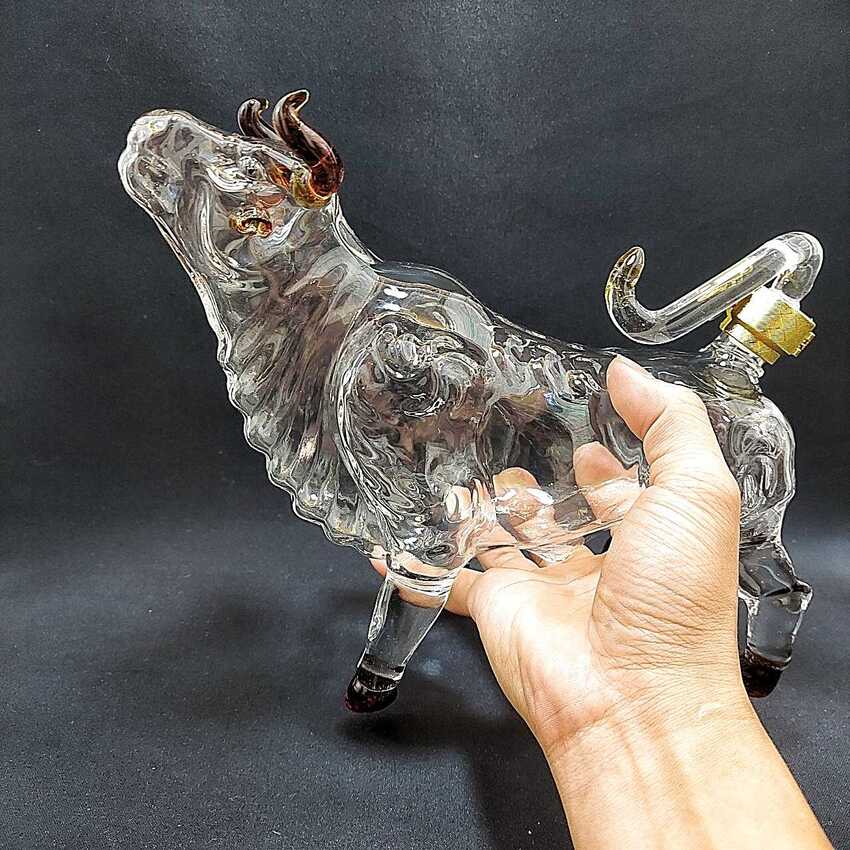 Glass bottle 1000ml – Head up BULL design - 1 bottle (E5 pattern) – 주병 - 술병