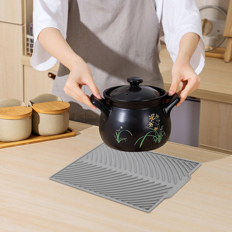 Silicone Dish Drying Mat Flume Folding Draining Mat,Rectangle Drain Mat Drying Dishes Pad Heat Resistant Non- Tray