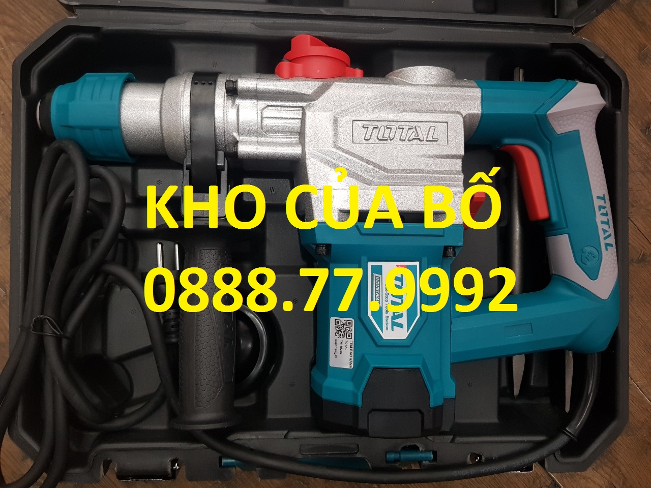Máy khoan búa cầm tay 1050w total th110286 tốc độ 9000rpm; tốc độ đập 4000bpm, khả năng khoan bê tông 28 mm, đục 14mm