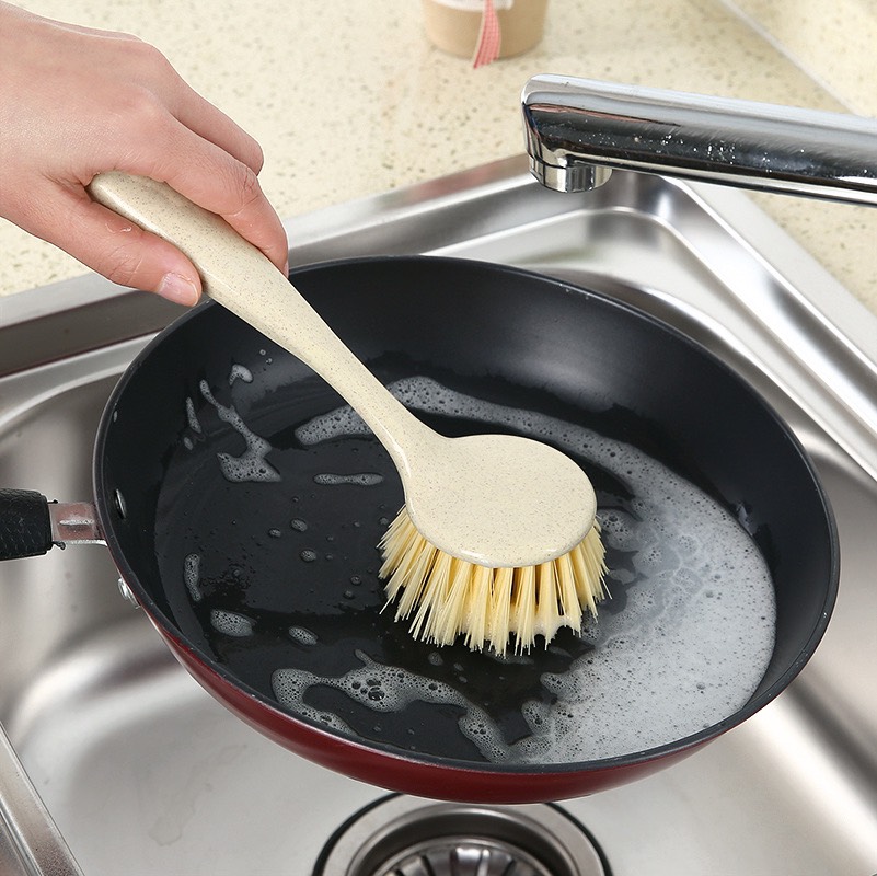 Cọ rửa lông cước dày cứng có cán tiện dụng