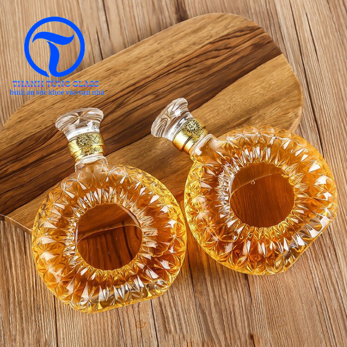 Chai đựng rưou thủy tinh XO 500ml CÓ TEM