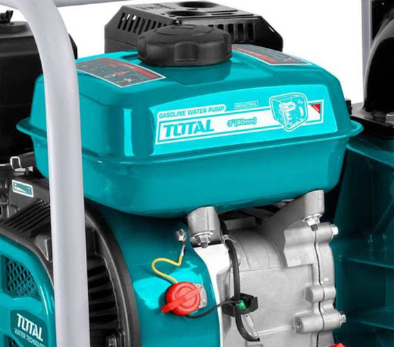 Máy bơm nước dùng xăng Total TP3202