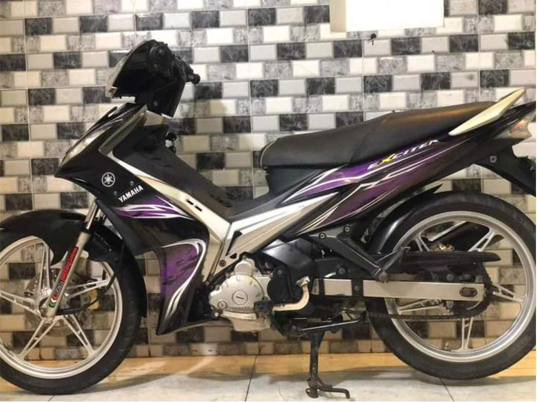 Tem exciter 2006 tím đen