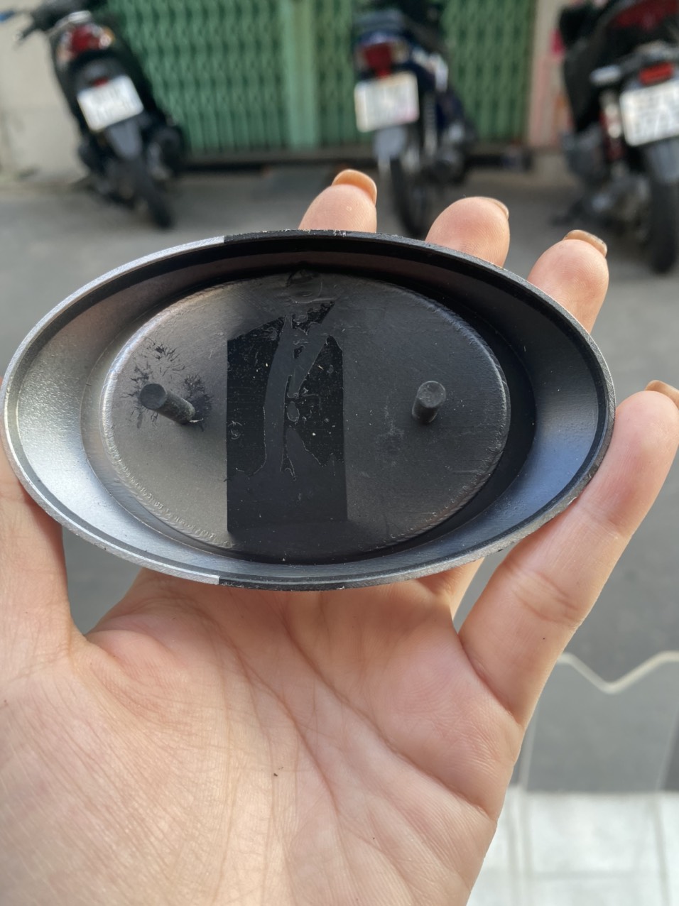 LOGO MẶT NẠ XE MAX