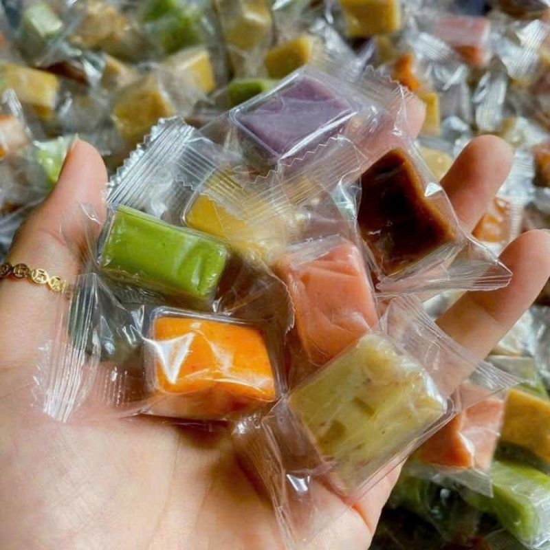 KẸO DỪA MIx VỊ ( túi zip 500g)