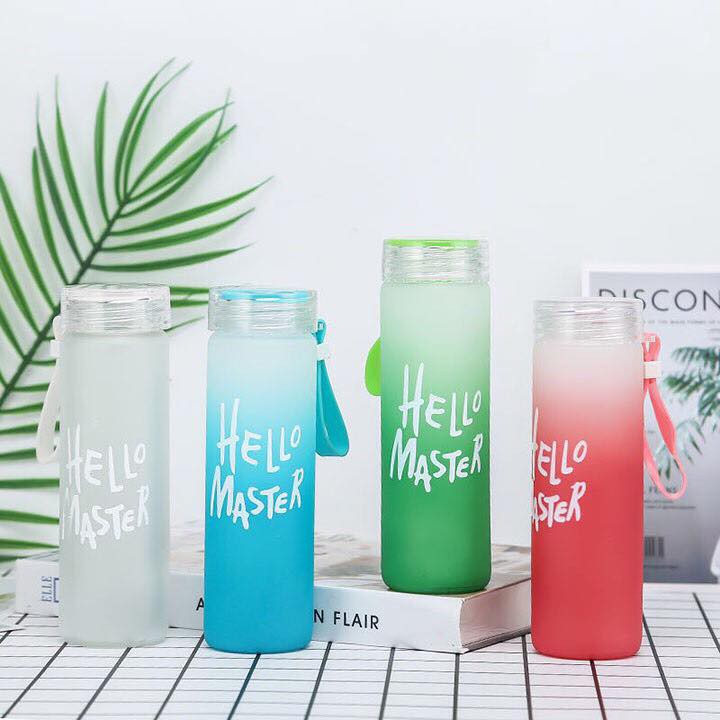 Bình Nước Thủy Tinh In Chữ Hello Master 480ML có dây xách