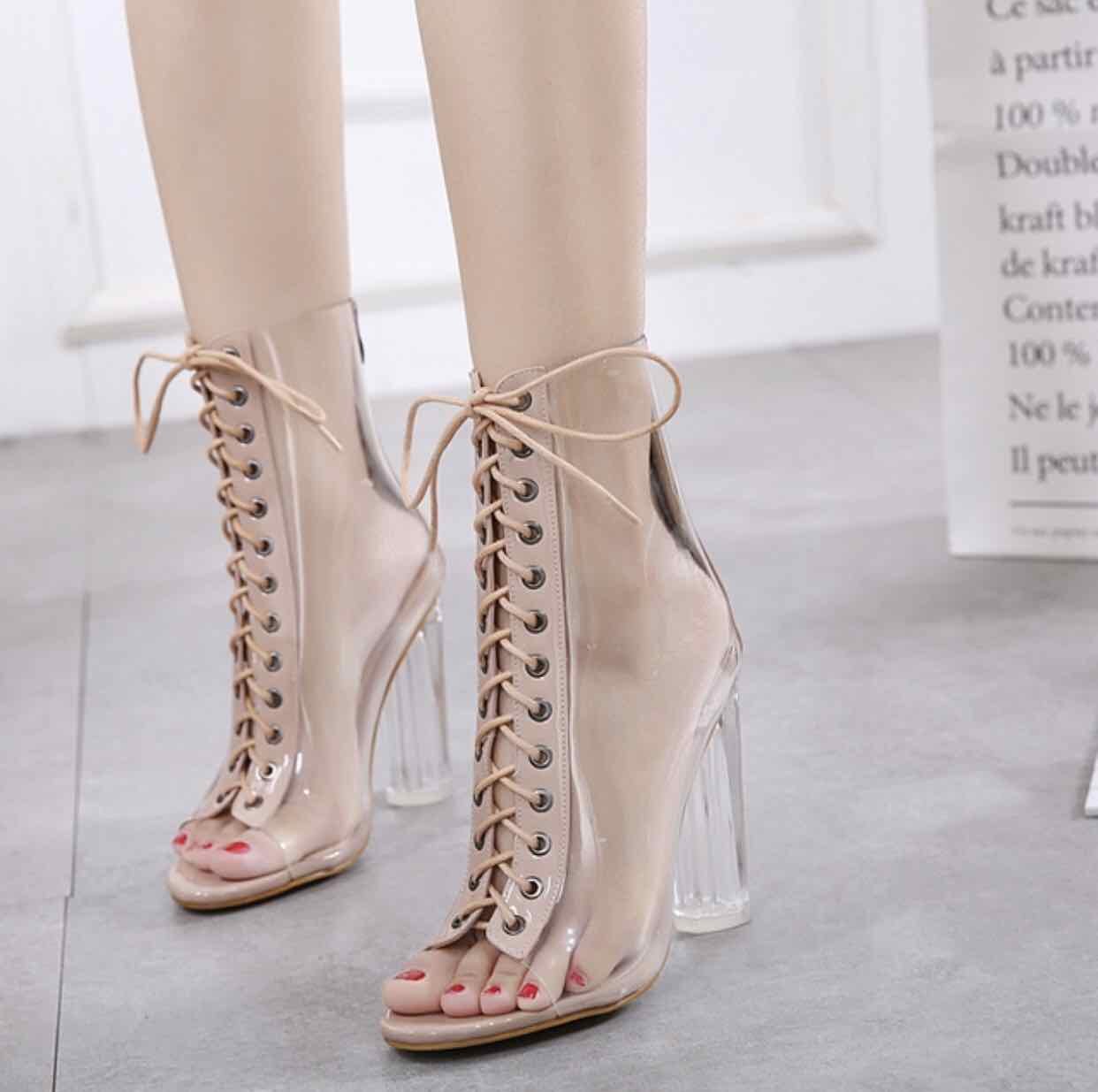 GIÀY BỐT CỘT DÂY TRONG SUỐT