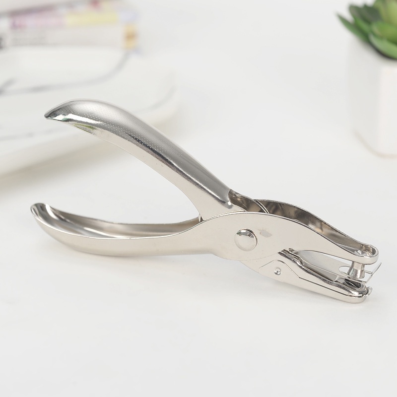 Kềm bấm lỗ 6mm trên giấy