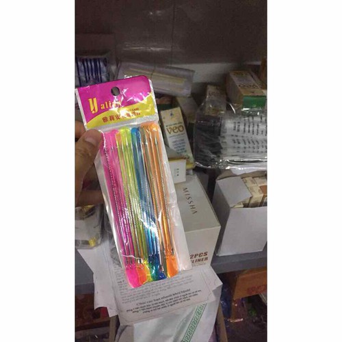 sỉ 12 que nặn mụn