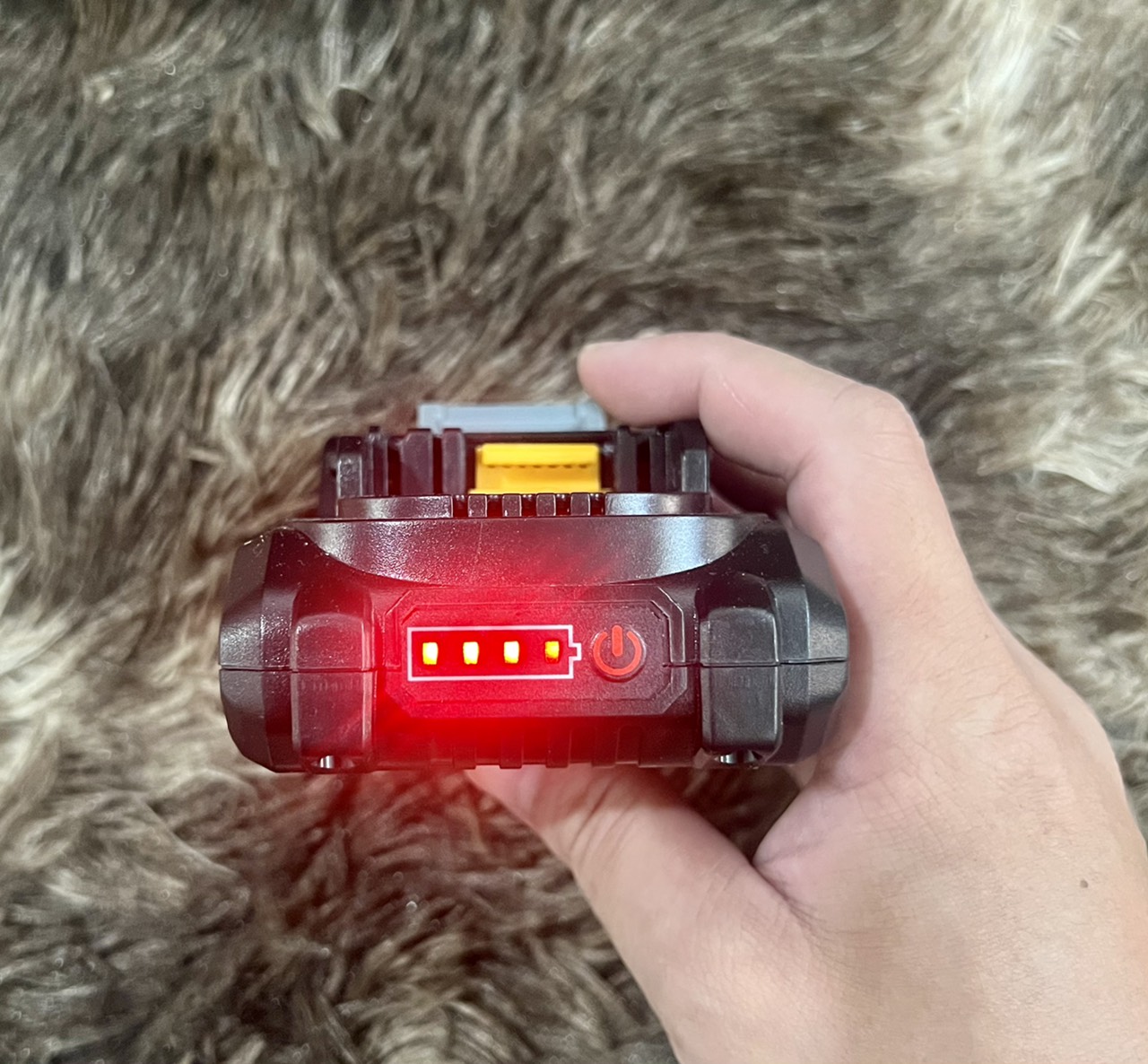 Mạch báo pin 18v cho vỏ makita 21700 .