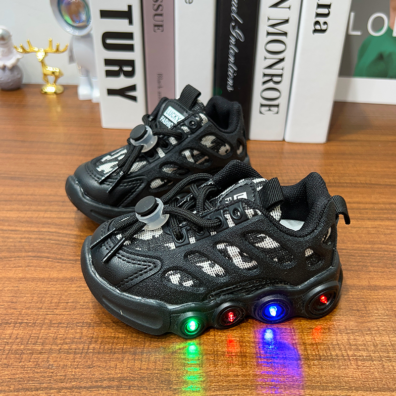 Giày thể thao cho bé trai bé gái có đèn phát sáng size 21-30 G17