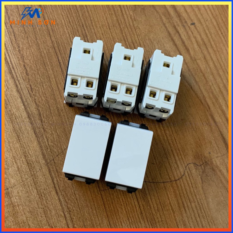 Công tắc, ổ cắm, đèn báo s18cc sino 16a
