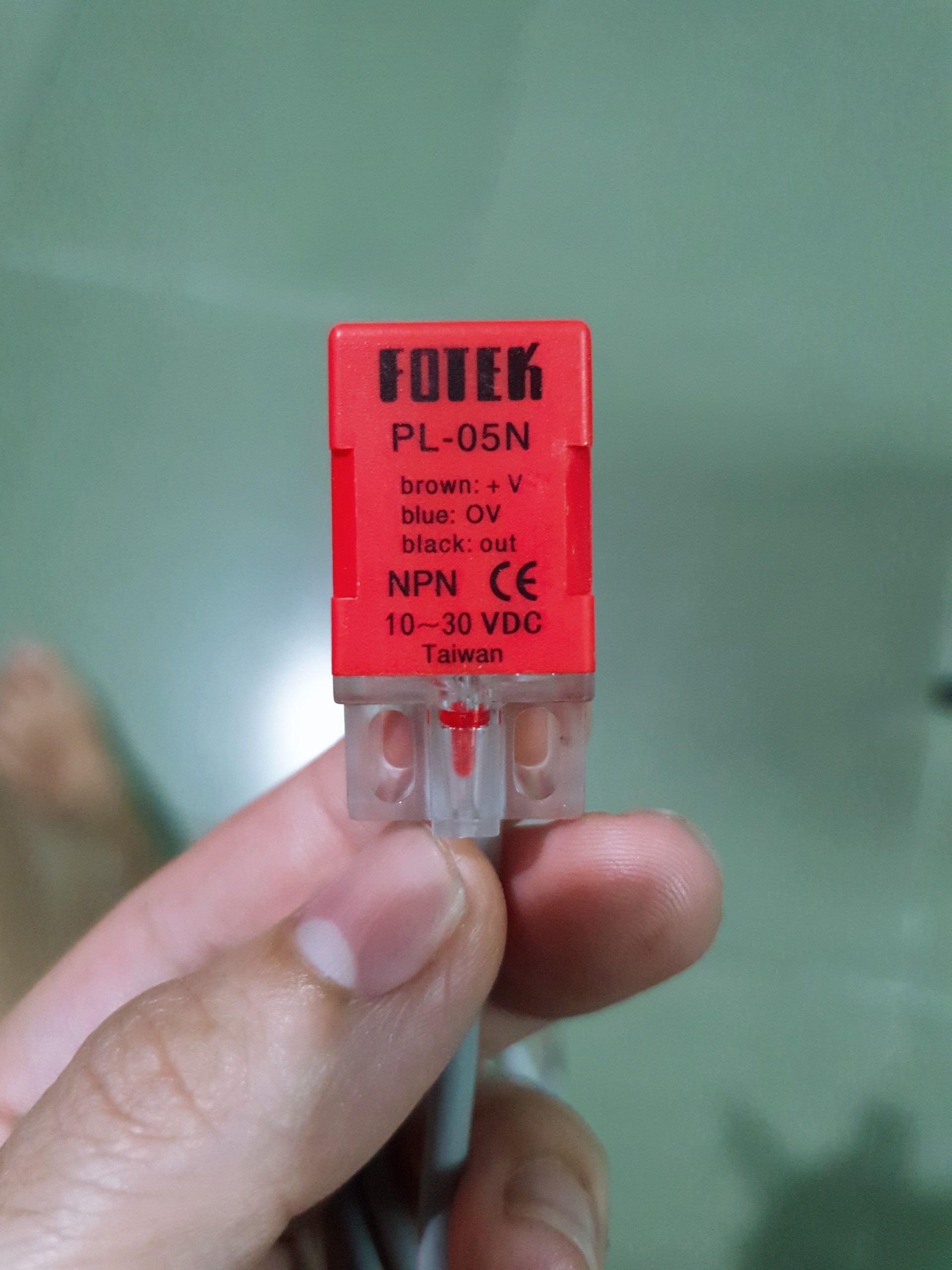 Cảm biến kim loại tiệm cận PL-05N