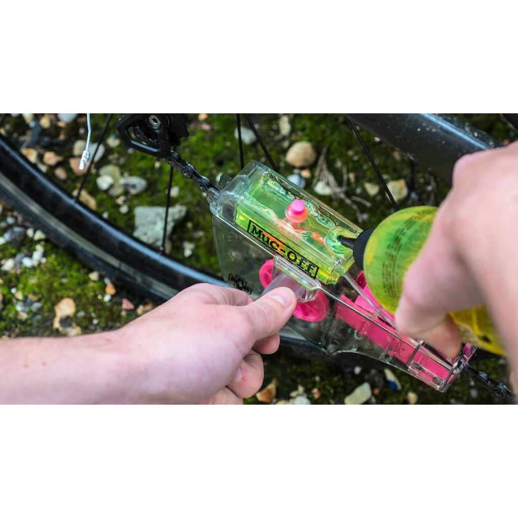 Bộ Dụng Cụ Rửa Sên Muc-Off X3 Chain Cleaner