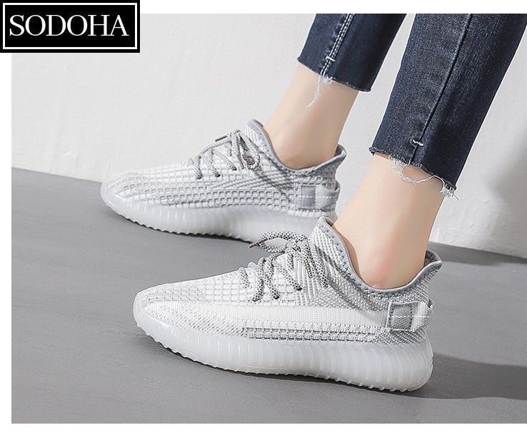 Giày Thể Thao Nữ SODOHA SDH350