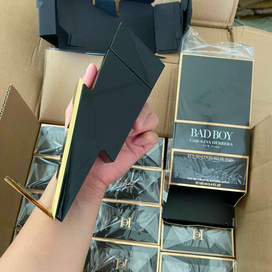 Nước hoa Bad Boy 100ml - nước hoa chiếc guốc nam 100ml