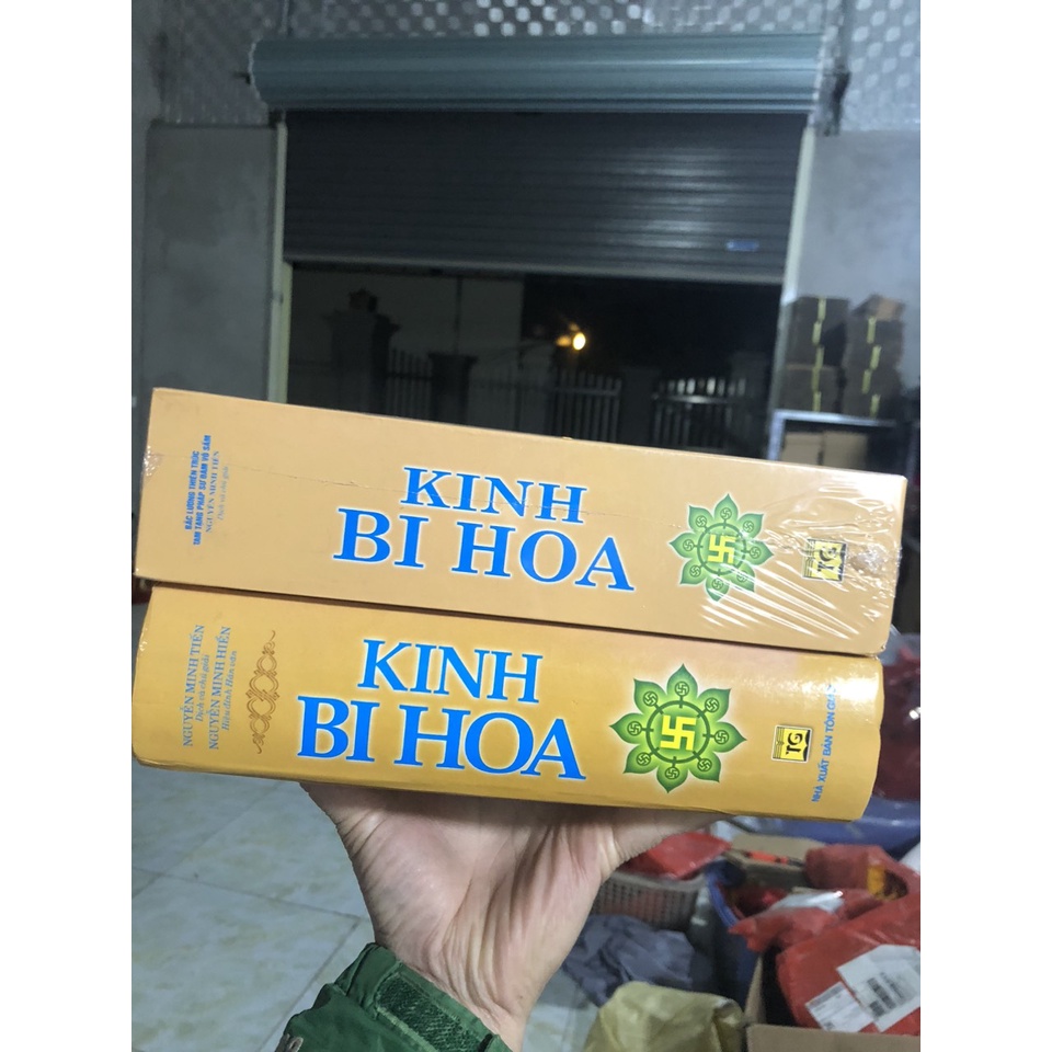 sách - Kinh bi hoa (bìa cứng)