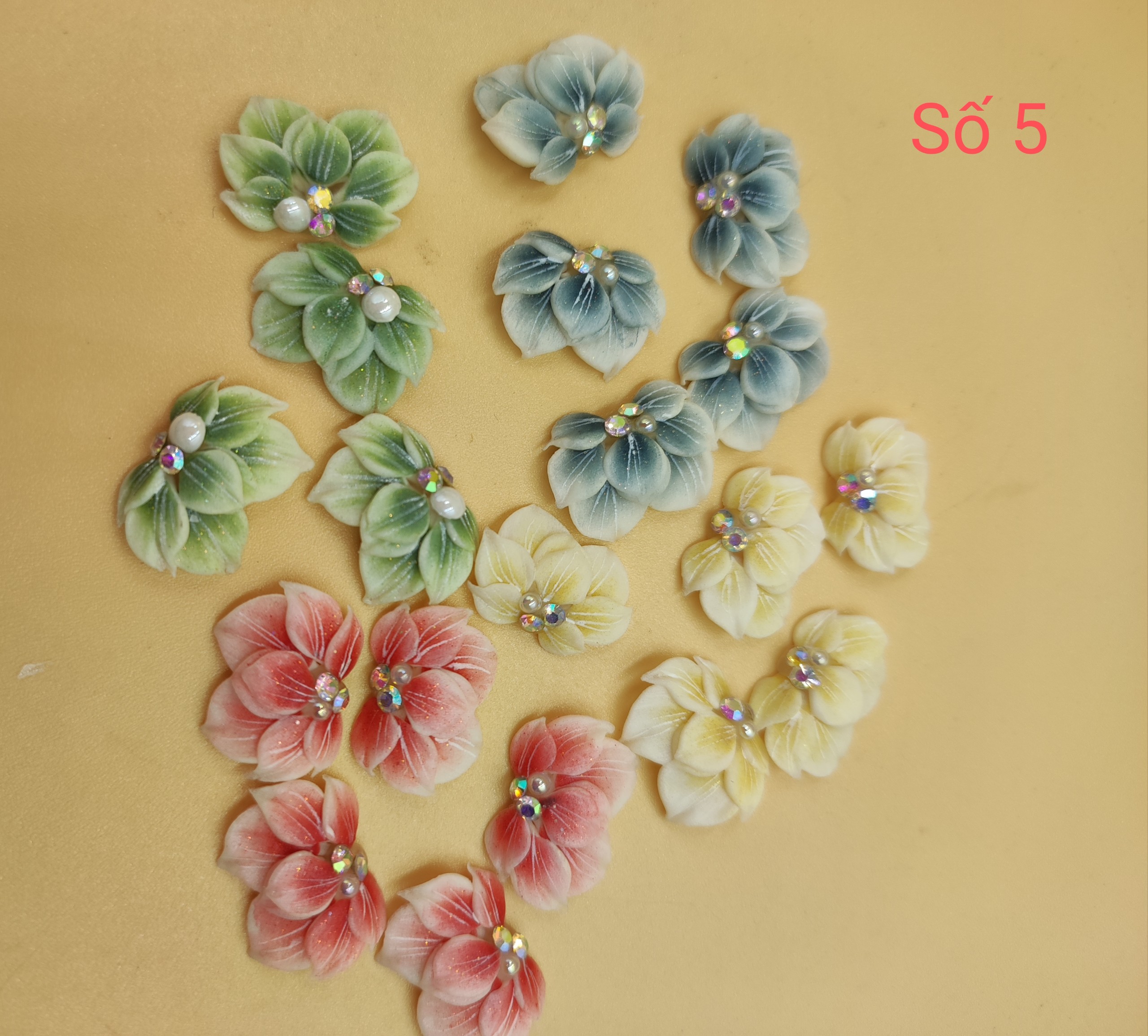 Hoa bột trang trí móng