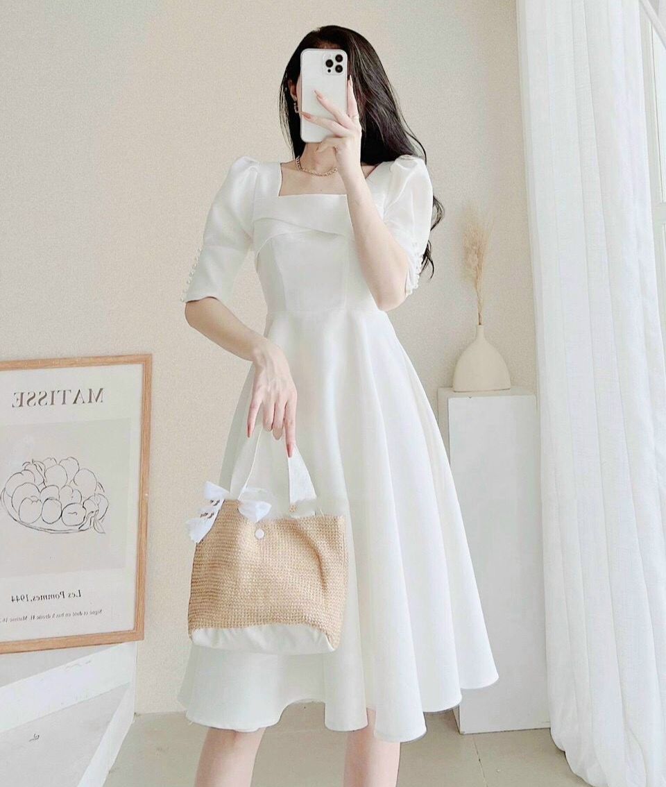Đầm dự tiệc trắng cổ vuông dáng xoè tiểu thư