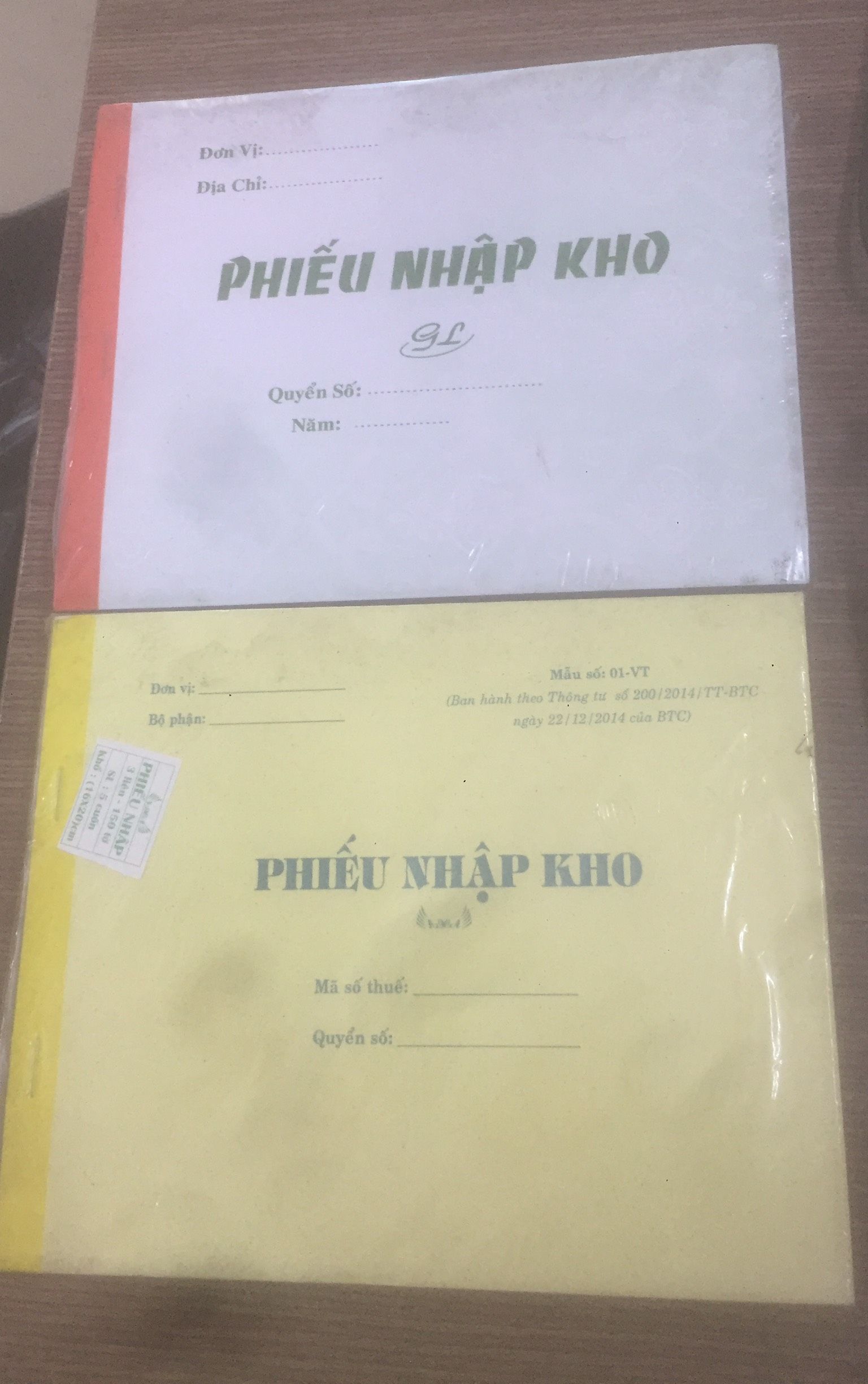 10 CUỐN Phiếu Xuất kho - Nhập kho A5 - Phiếu 2 liên (100 tờ), 3 liên (150 tờ)