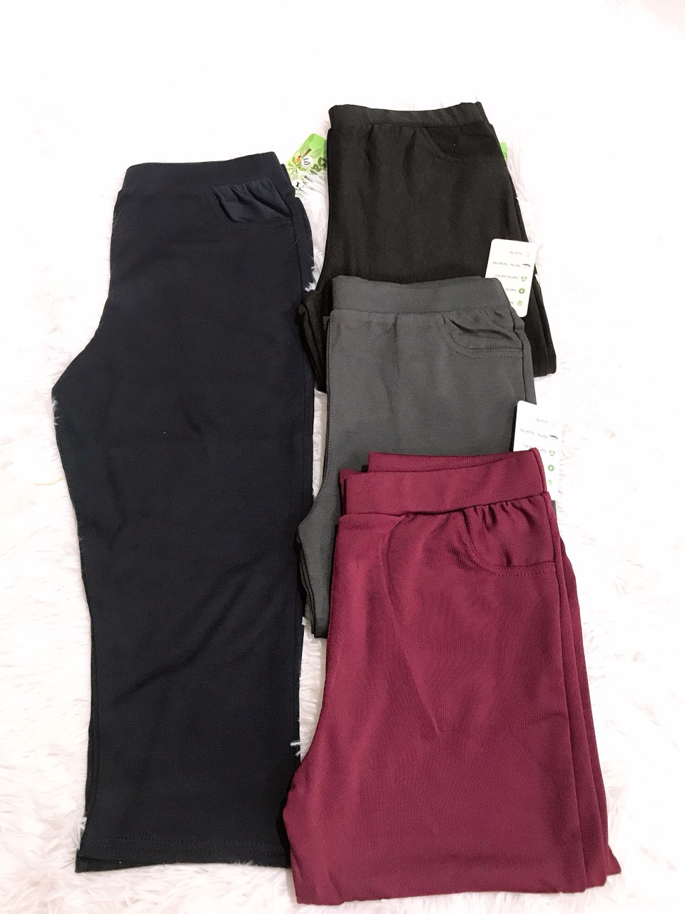 QUẦN THUN ÔM LEGGING LỬNG NỮ CO GIÃN 4 CHIỀU MÊM MÁT ( 3 CÁI 100K)