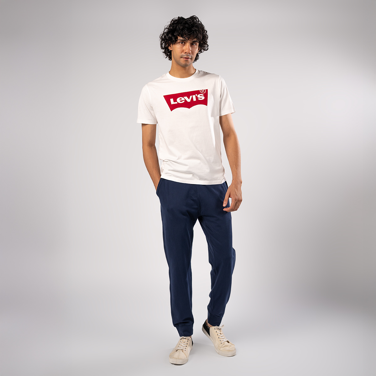 Levi's%C2%AE%20Men's%20Essential%20Joggers%20-%20Image%202