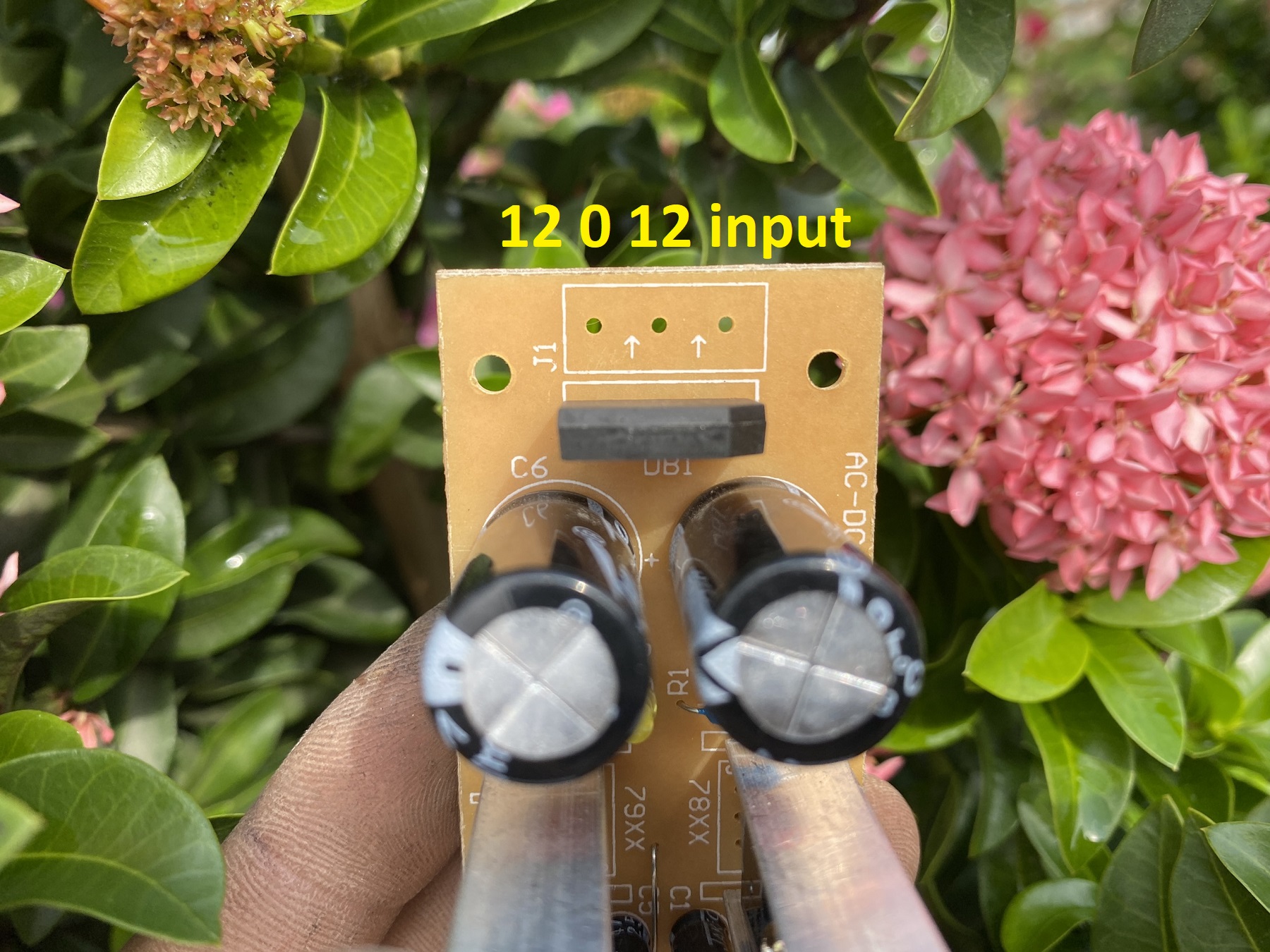 Mạch lọc nguồn đôi +-12