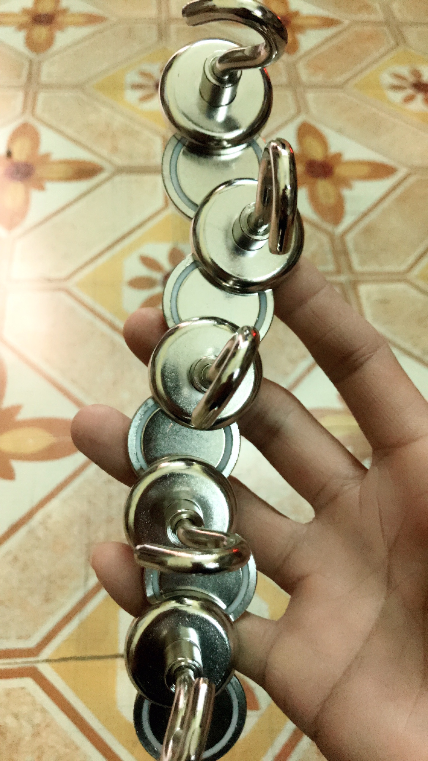 Nam châm móc treo D25MM hút 5kg siêu mạnh