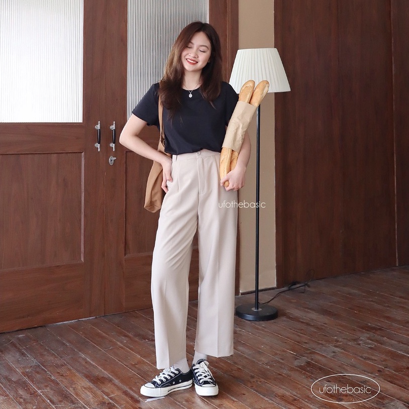 [Nhập LAZLOOK99 GIẢM 100K/500K] Áo phông nữ trơn Regular Tee form vừa chất premium cotton cao cấp co dãn - by ufo.thebasic
