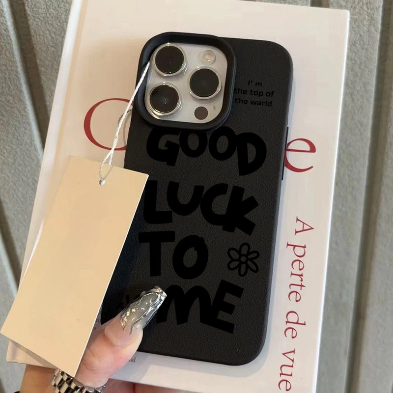 Coque Iphone 16 Wish Me Good Luck Design Blanc Et Noir_voghion.com