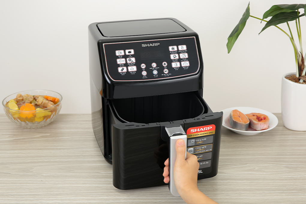 Nồi chiên không dầu Sharp KF-AF55EV-BK 5.5 lít