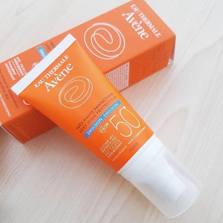 Kem chống nắng Avene Dry Touch Fluide SPF50+ 50ml