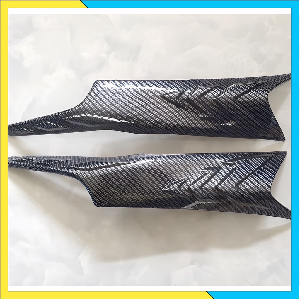 Ốp hông trước ex155 2021 carbon
